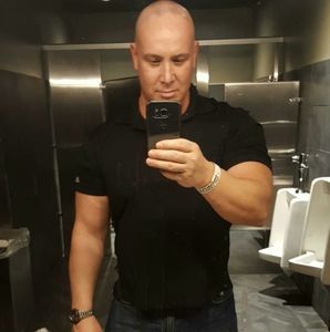 Meet your Posher, Tj